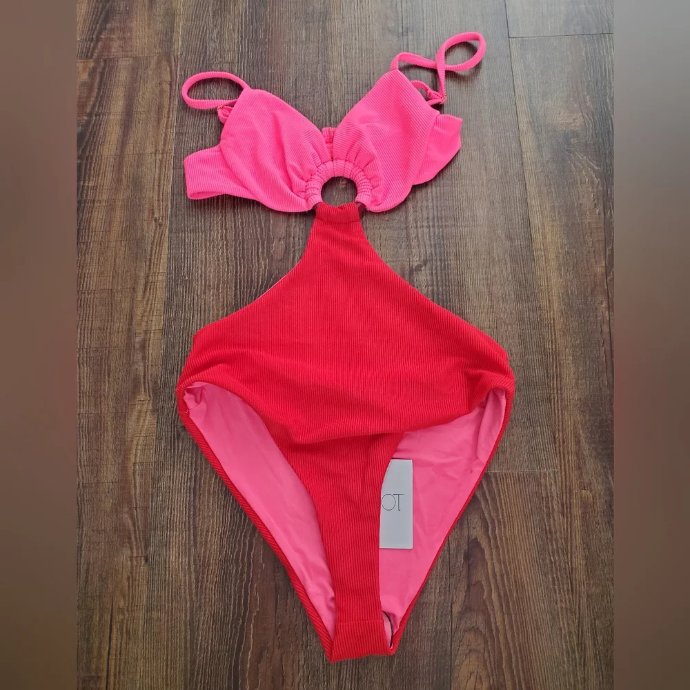 Beach riot one piece swimsuit - Picture 4 of 5